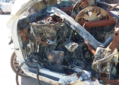 2013 Lincoln Mkz Hybrid z USA, uszkodzony, nr VIN 3LN6L2LU7DR811310